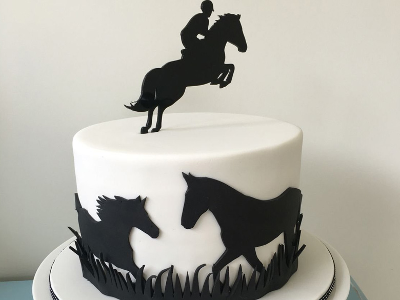 праздничный торт